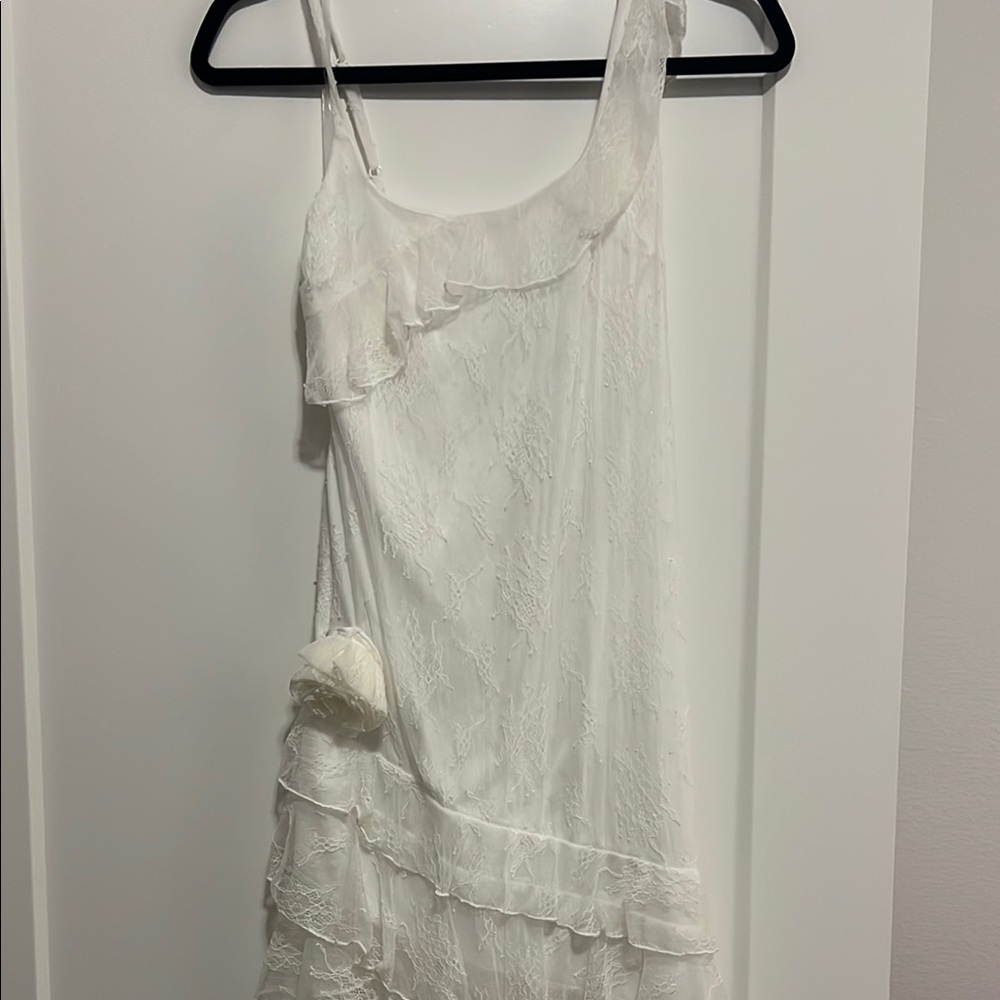 Elegant White Lace Dress